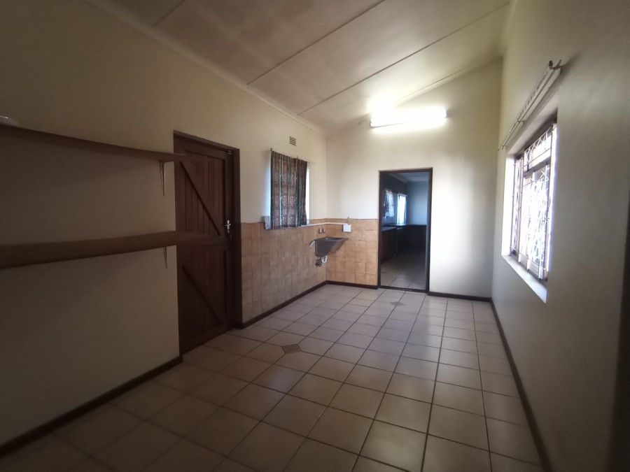 To Let 4 Bedroom Property for Rent in George South Western Cape